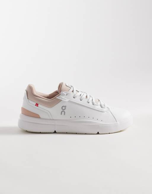 ON The Roger Advantage trainers in white and beige  
