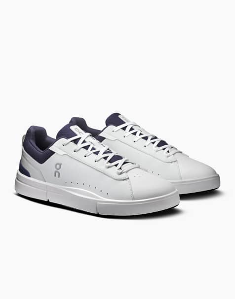 ON The Roger Advantage trainers in white and grey - view 1