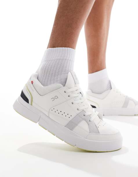 ON The Roger Clubhouse 2 trainers in white and acacia - view 1