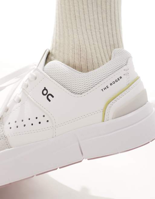 ON – The Roger Clubhouse – Vita och limegröna sneakers, 3 av 5
