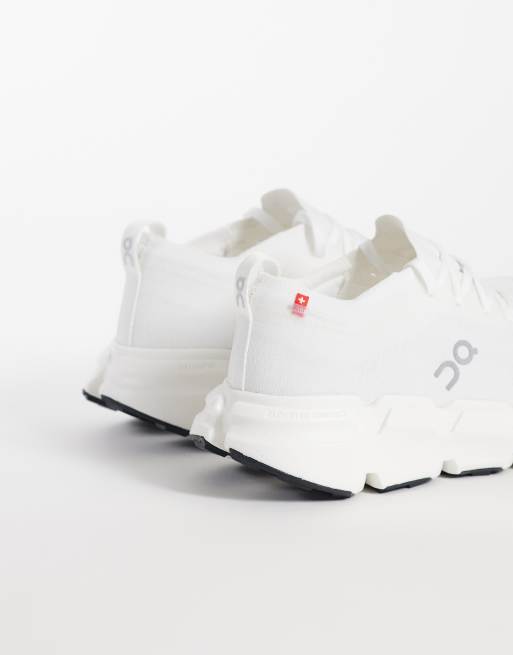 ON - zapatillas de deporte Cloudsoma Outdoor blancas, 2 de 5