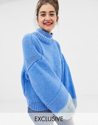 OneOn - Exclusieve handgebreide trui met kleurvlakken en pofmouwen-Blauw