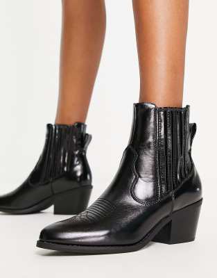 Only - Ankle-Boots im Western-Stil mit Absatz in Schwarz