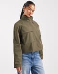 [ONLY] ONLY asymmetric short trench in khaki-Green 16 KHAKI