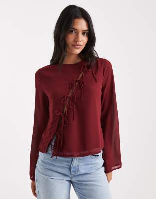 Only Asymmetric Tie Detail Top In Red