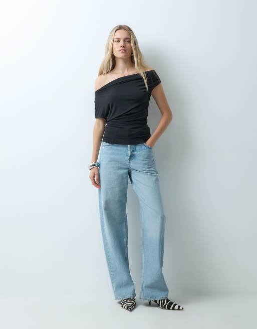 Only asymmetrisk topp med bara axlar i svart, 2 av 4