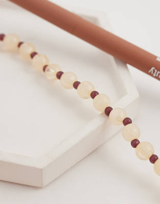 Only Beaded Necklace In White