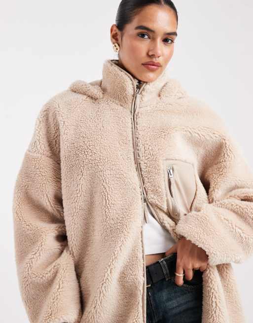 ONLY - Beige jakke i teddymateriale med hætte, 2 af 4