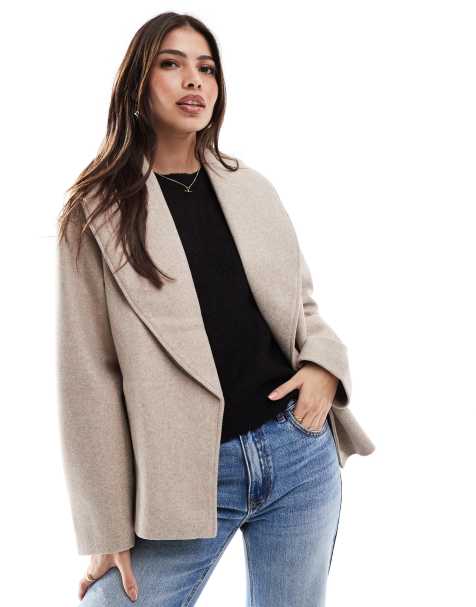ONLY - Beige kort frakke med slå-om-snit - view 1