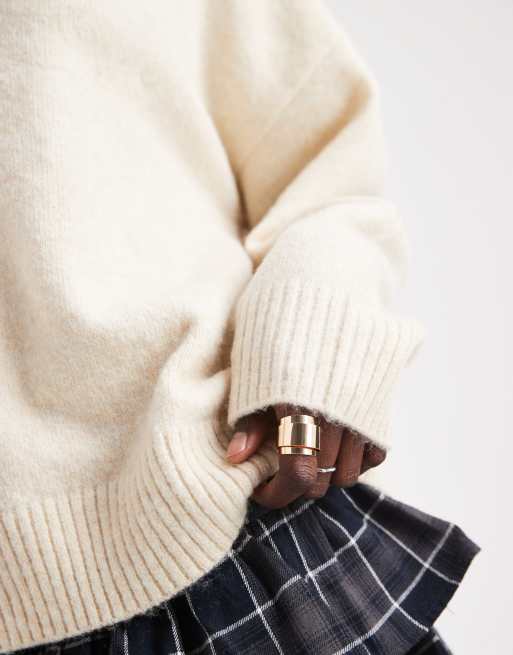 ONLY – Beżowy sweter oversize o bardzo luźnym kroju, 2 z 4