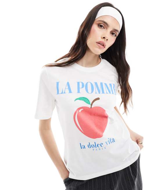 ONLY – Biały T-shirt o pudełkowym kroju z nadrukiem jabłka 