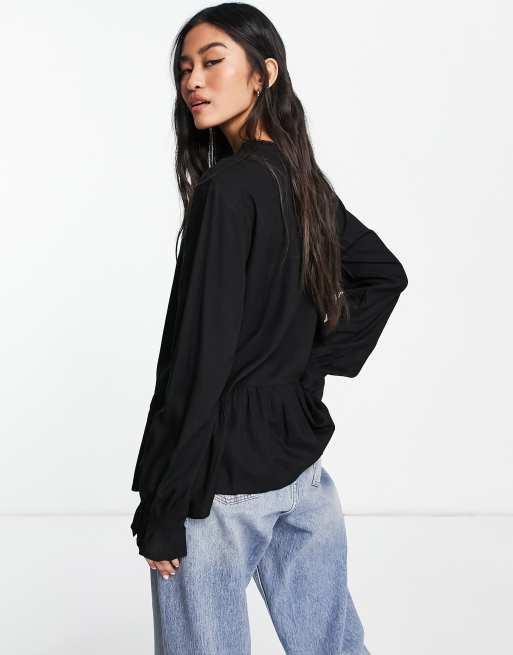 Only Binna woven smock blouse in black, 3 of 4