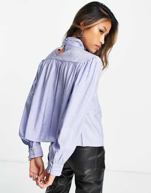 Only – Blå blus med indragen detalj , 3 av 4
