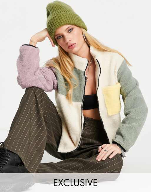 Only – Blockfärgad jacka av teddy, endast hos ASOS