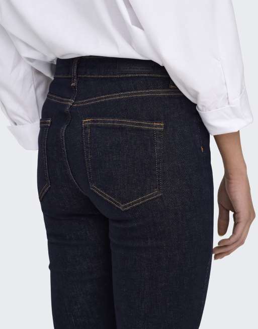 ONLY Blush mellemhøjtaljede jeans med svaj i stay-blue-vask i blå denim, 5 af 7