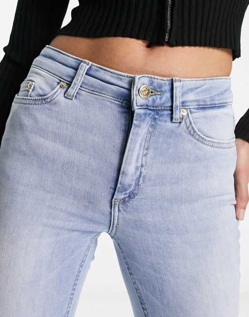 High waisted jeans with frayed hem sale