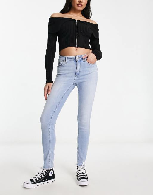 Skinny Fit Jeans with Frayed Hem