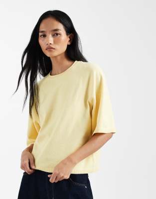 Only Boxy Knit Short Sleeve Top In Yellow