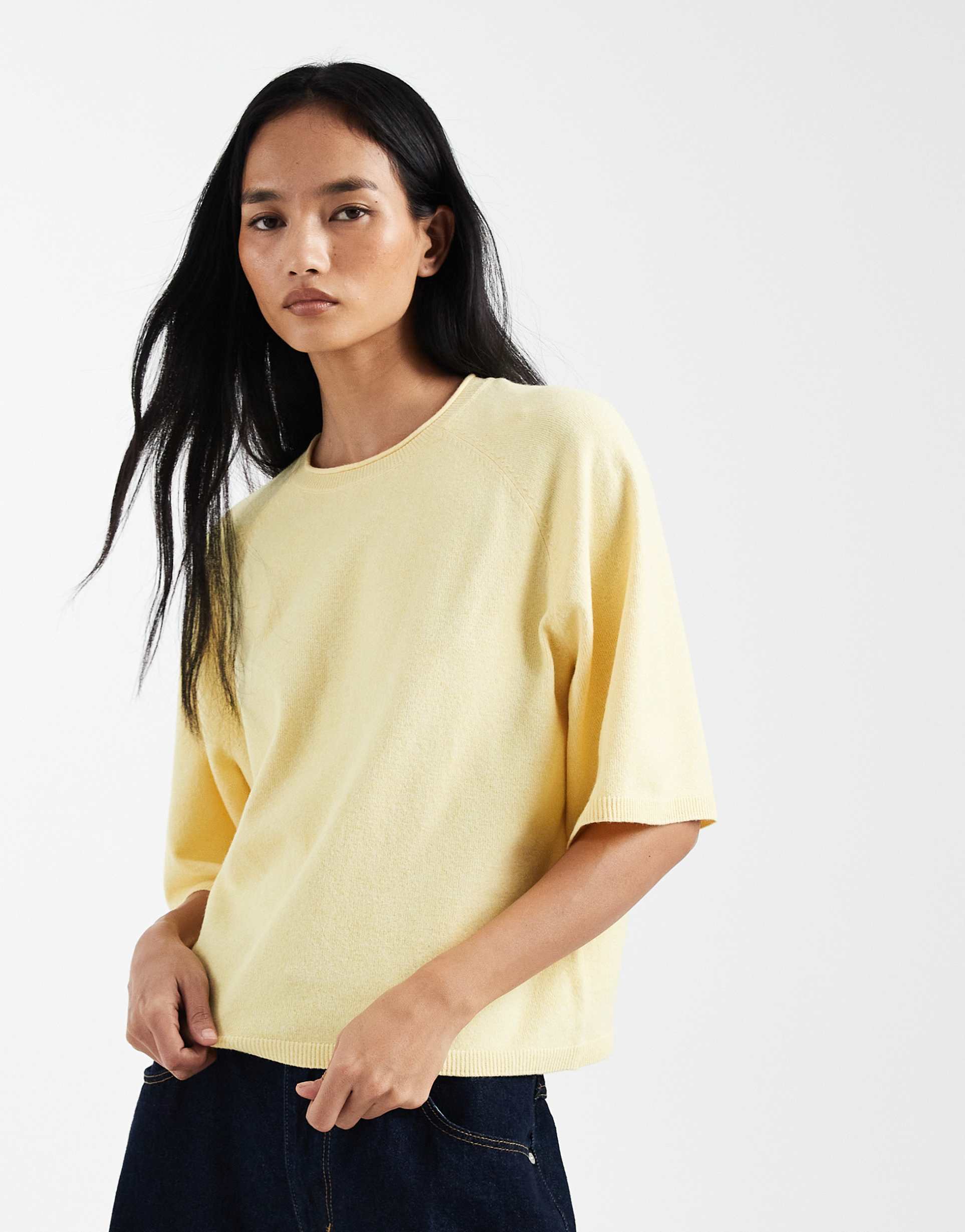 only boxy knit short sleeve top in pale yellow