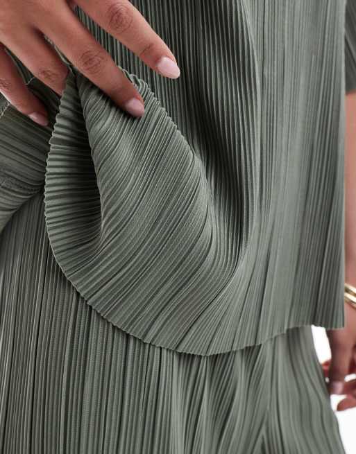 ONLY boxy plisse top in green (part of a set), 4 of 4