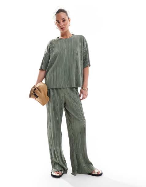 ONLY boxy plisse top & pants set in green - view 1