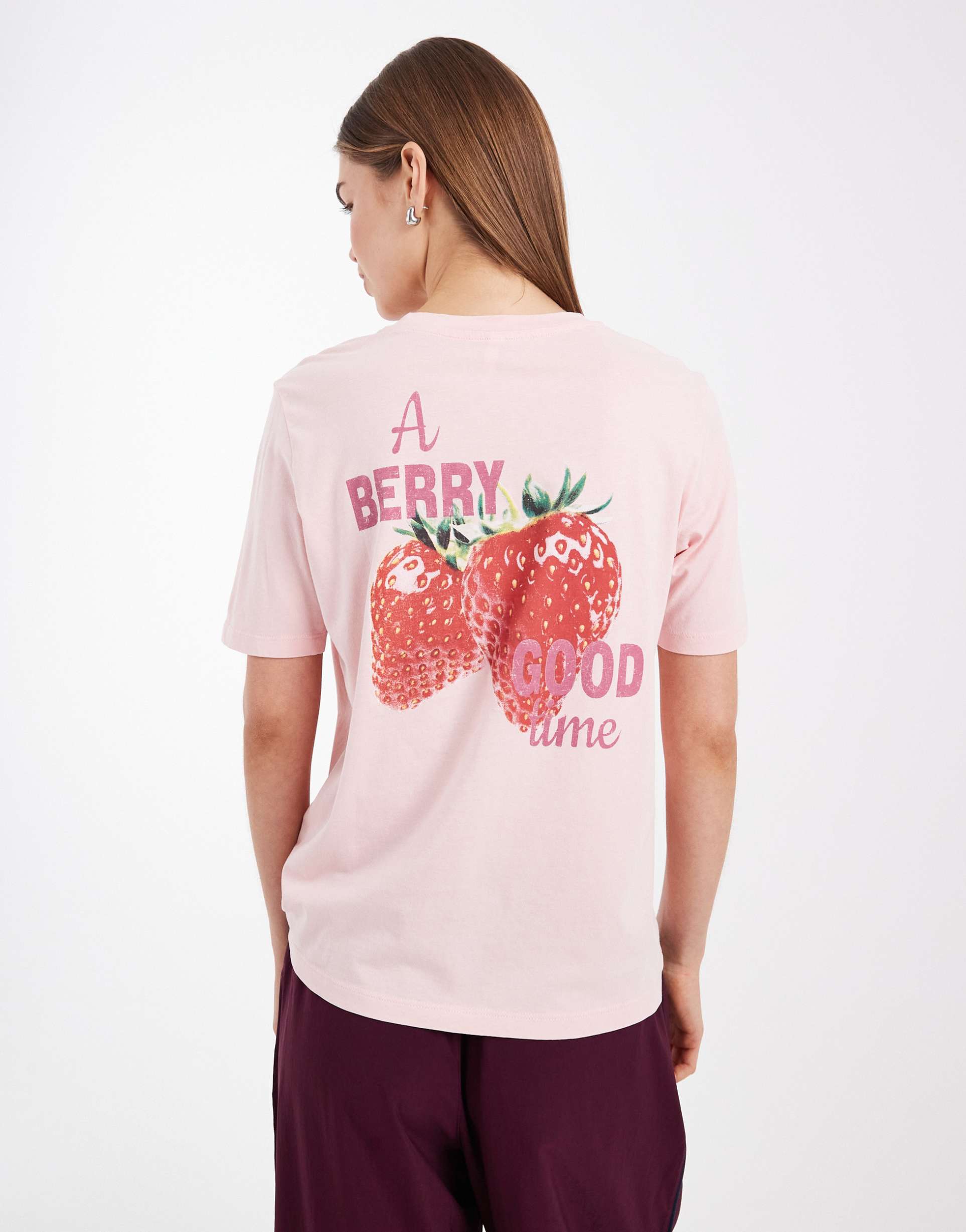 only boxy t-shirt with strawberry back print in light pink