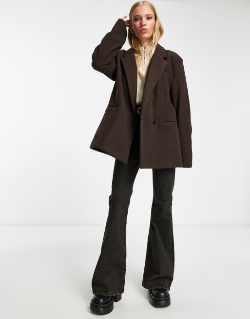 Only – Brun kavaj i oversize och yllelook 