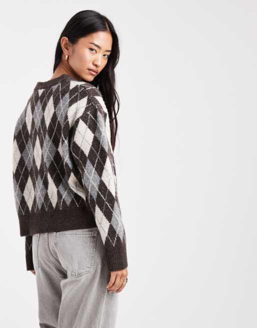 ONLY brushed knit sweater in brown argyle, 3 of 4