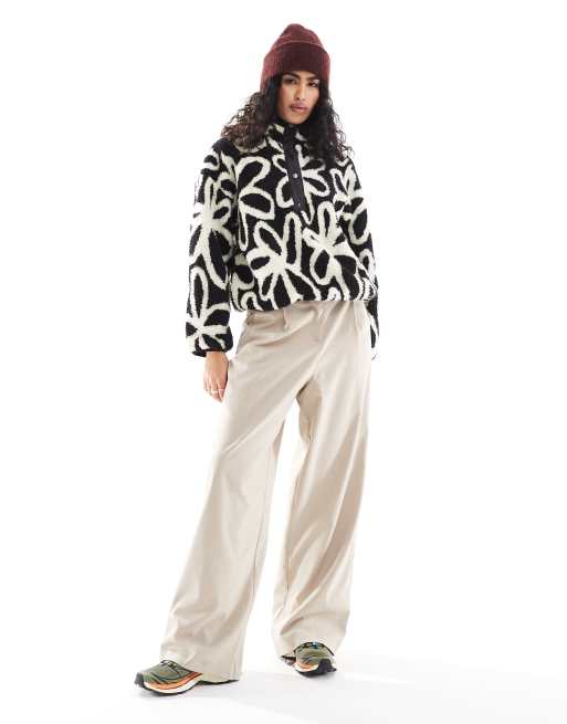 ONLY button down borg fleece in white floral, 3 of 4