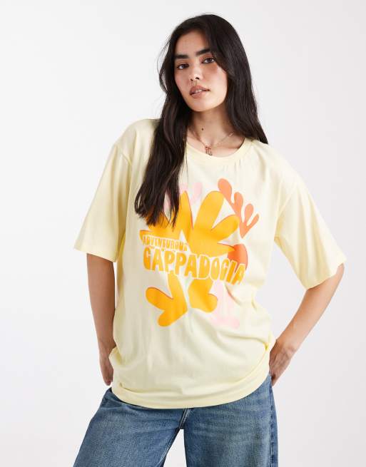 ONLY Cappadocia graphic oversized fit t-shirt in buttermilk