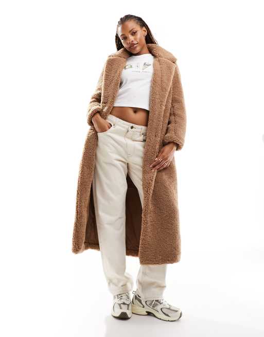Only - Cappotto in pile borg effetto peluche marrone taglio lungo 