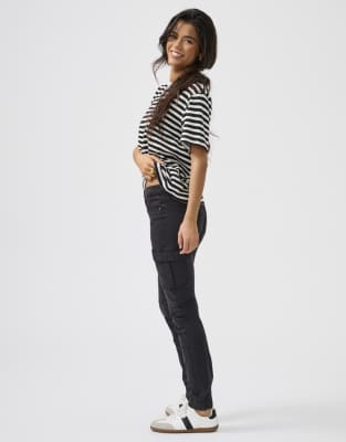 Only, Damen, Hosen, Knöchellange Cargohose Cargohose, Schwarz, (W42/L32) - Bild 5