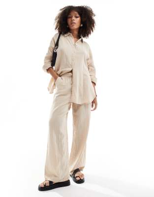 ONLY cheesecloth wide leg trouser co-ord in beige-Neutral