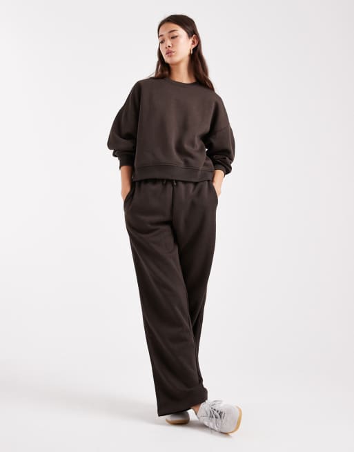 ONLY - Chokoladebrun sweatshirt med rund hals og lavtsiddende skuldre - Del af sæt, 2 af 4