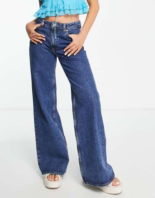 Weekday Ample low rise loose fit straigt leg jeans in novel blue