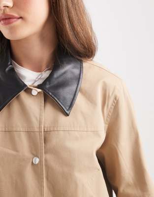 Only Contrast Collar Cropped Barn Jacket In Neutral