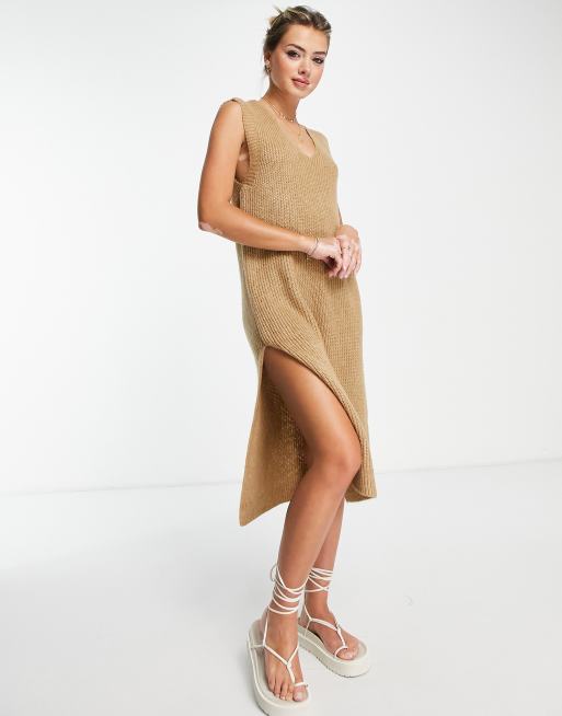 Only – Cora – Beige ärmlös klänning i stickat material med v-ringning