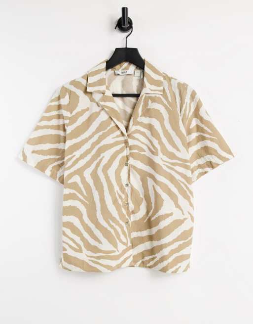 Only cotton shirt & shorts set in tan animal print, 2 of 2