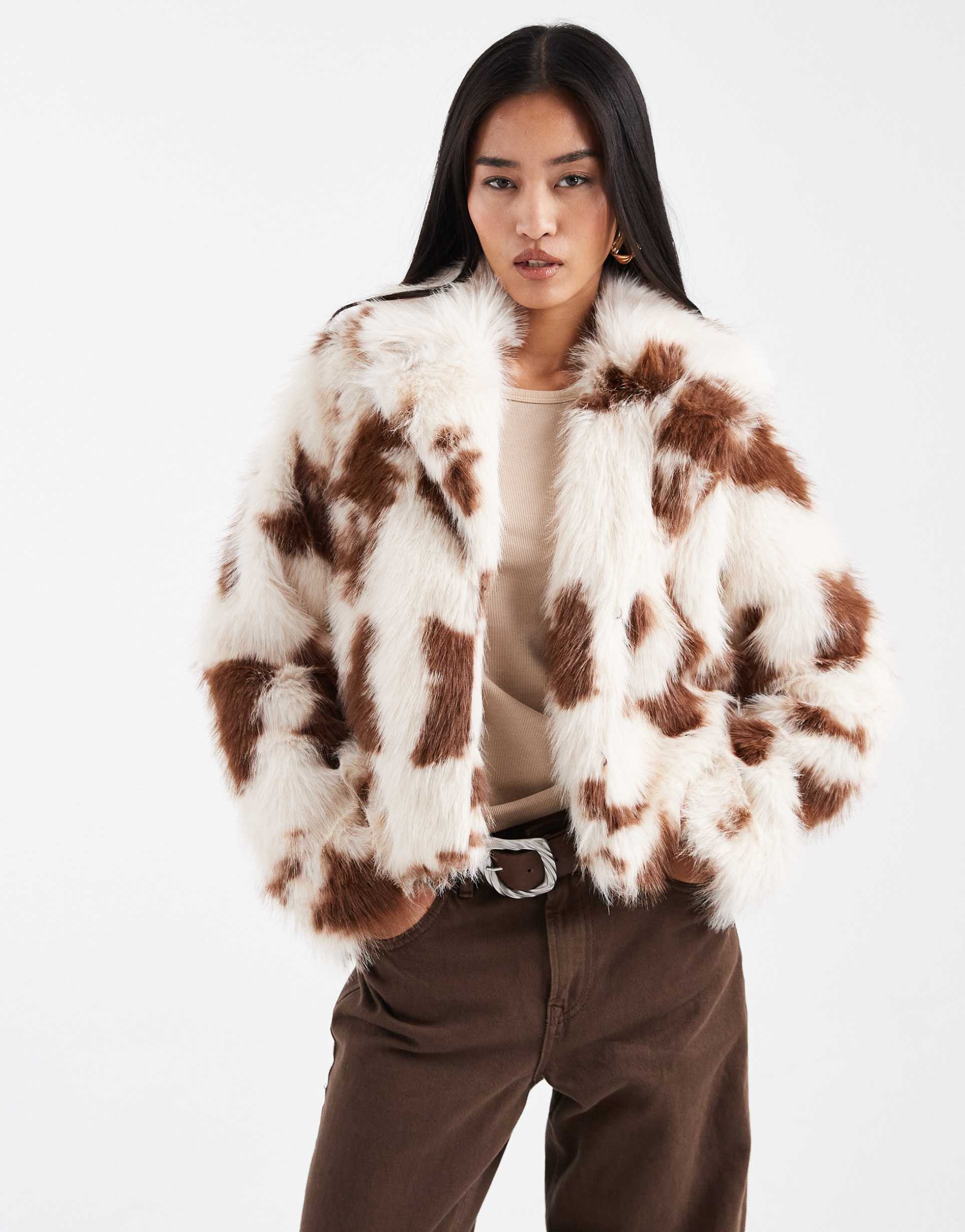 only cow print faux fur short jacket in brown