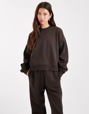 Only Crew Neck Drop Shoulder Sweatshirt In Brown