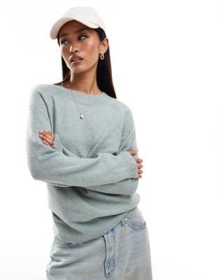 crew neck knitted sweater in chinois green melange