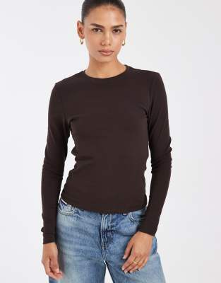 Only Crew Neck Long Sleeve T-shirt In Brown