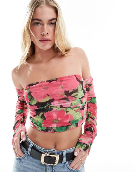 Only - Crop top en tulle imprimé fleuri avec encolure bardot et détail froncé - Multicolore 