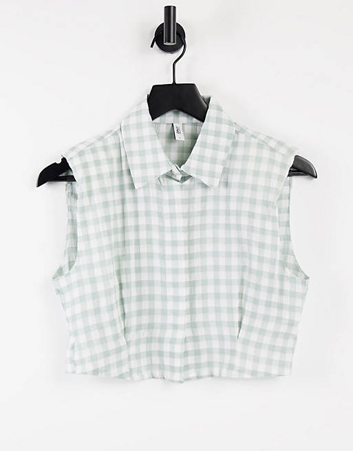 Only cropped sleeveless shirt in neutral gingham