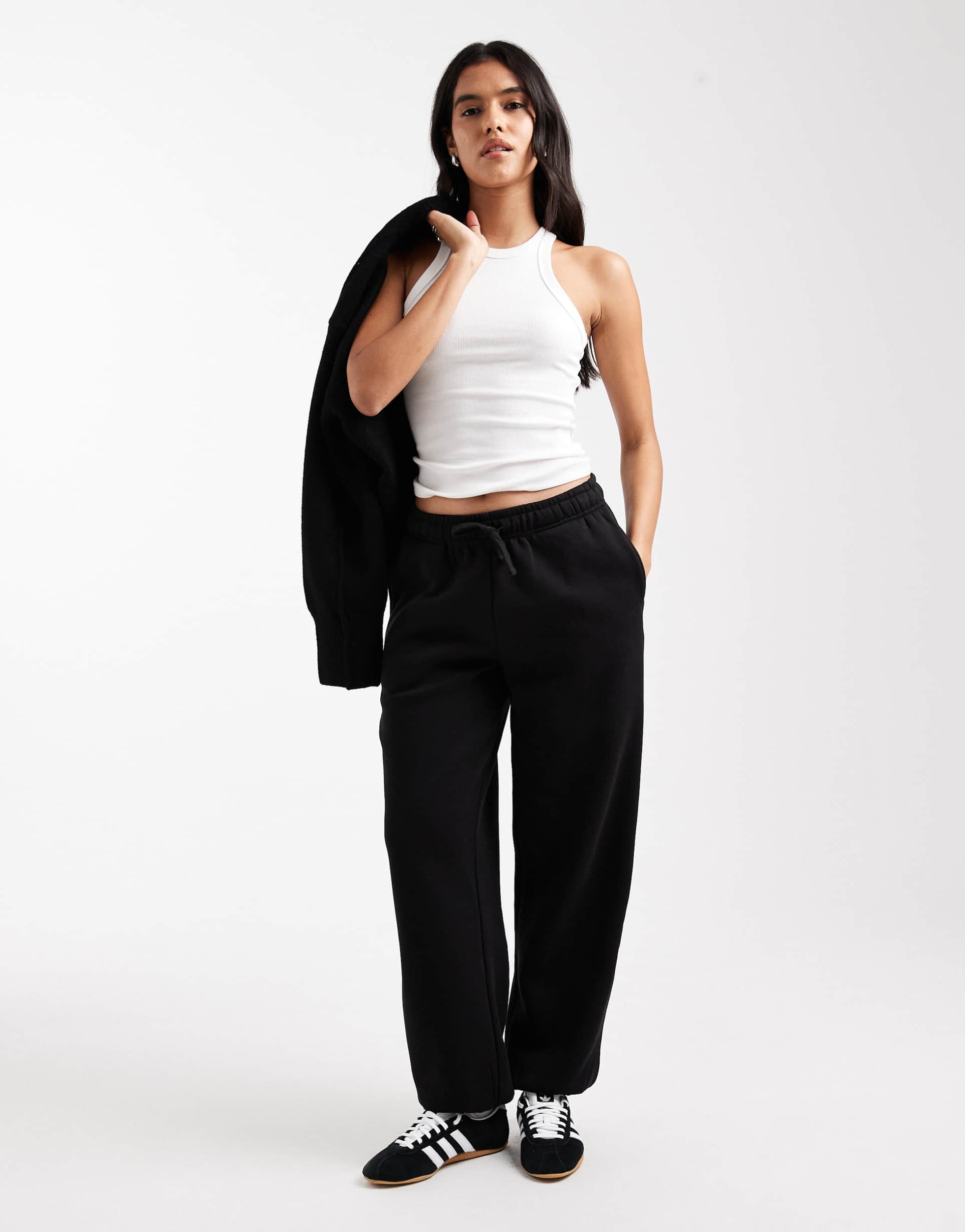 only cuffed leg sweatpants in black