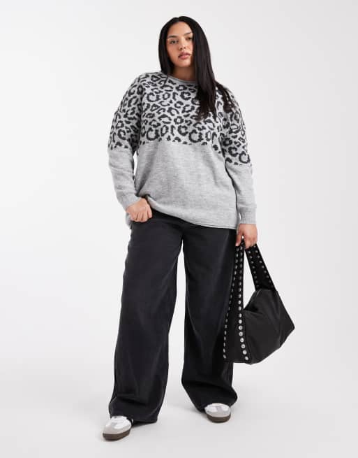 ONLY Curve animal print jumper in grey, 4 of 4