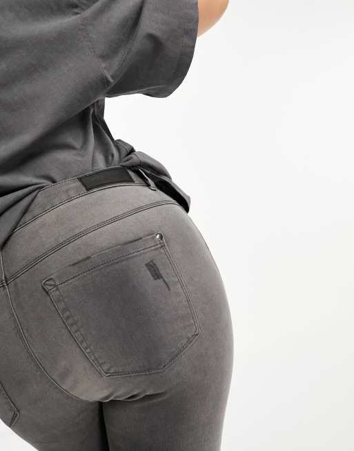 Only Curve – Augusta – Jeans mit engem Schnitt in Grau , 2 von 5