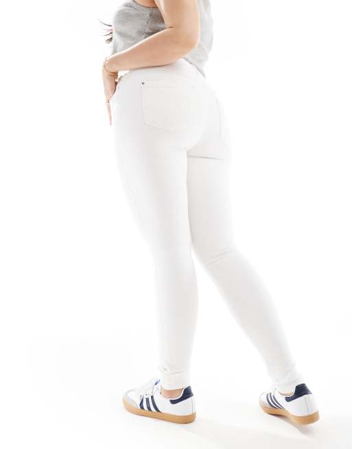 Only Curve Augusta skinny jeans in white , 2 of 5