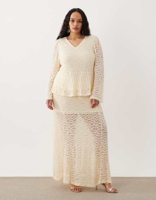 ONLY Curve – Beige blus i spets, del av set, 2 av 4