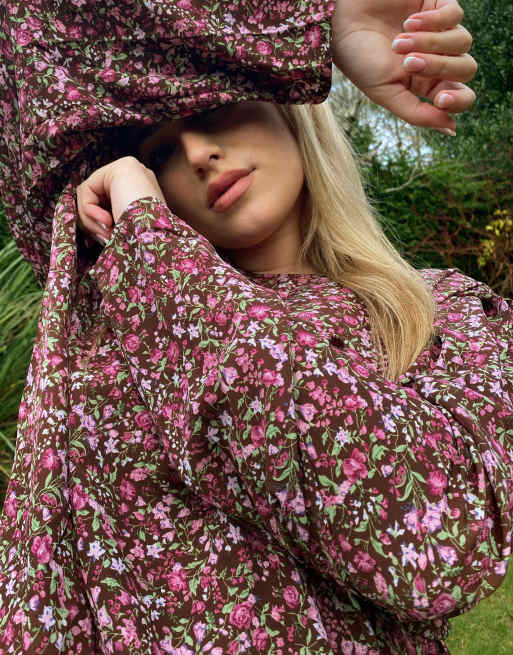 Only Curve - Blouse met geplooide shouders in paarse bloemenprint, 3 van 4